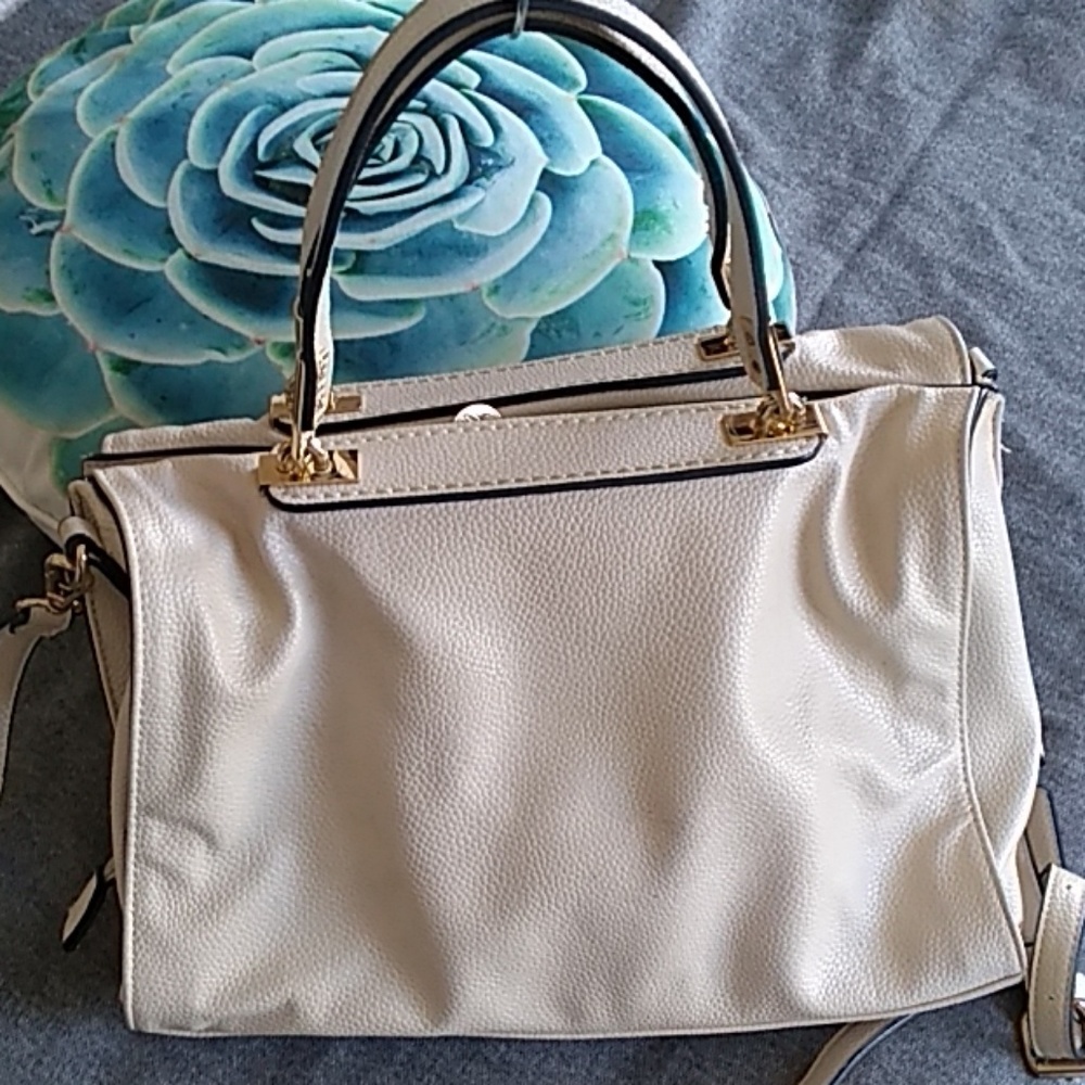ny&co Eva Mendes White Faux Leather Crossbod